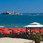 Azur&soleil 6 -duplex En Rez De Jardin -parking-plage Richelieu à 400m * Agde