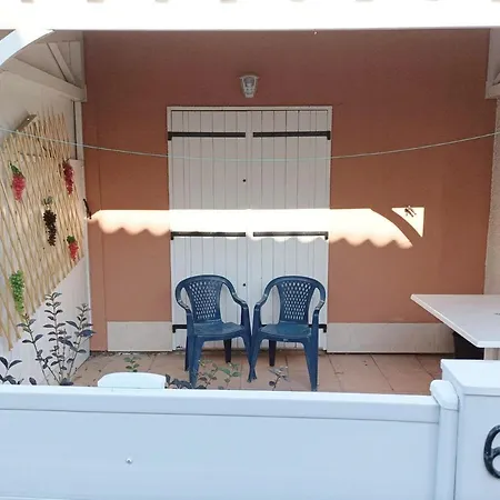 Azur & Soleil 6 Terrasse-Parking-Plage A 400M * Agde