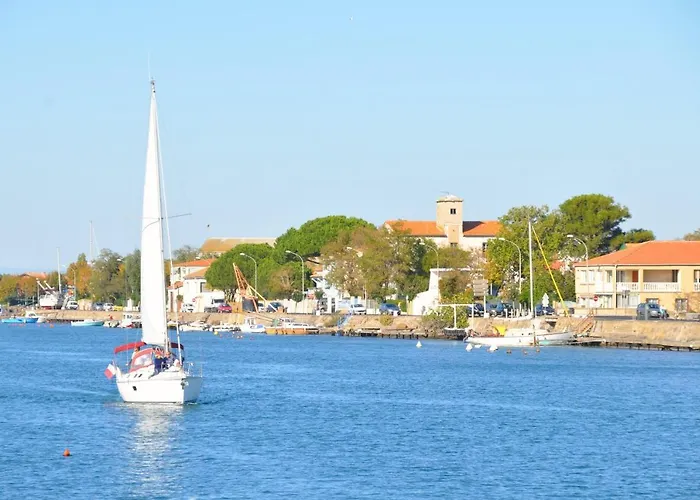 Azur&soleil 6 -duplex En Rez De Jardin -parking-plage Richelieu à 400m Agde